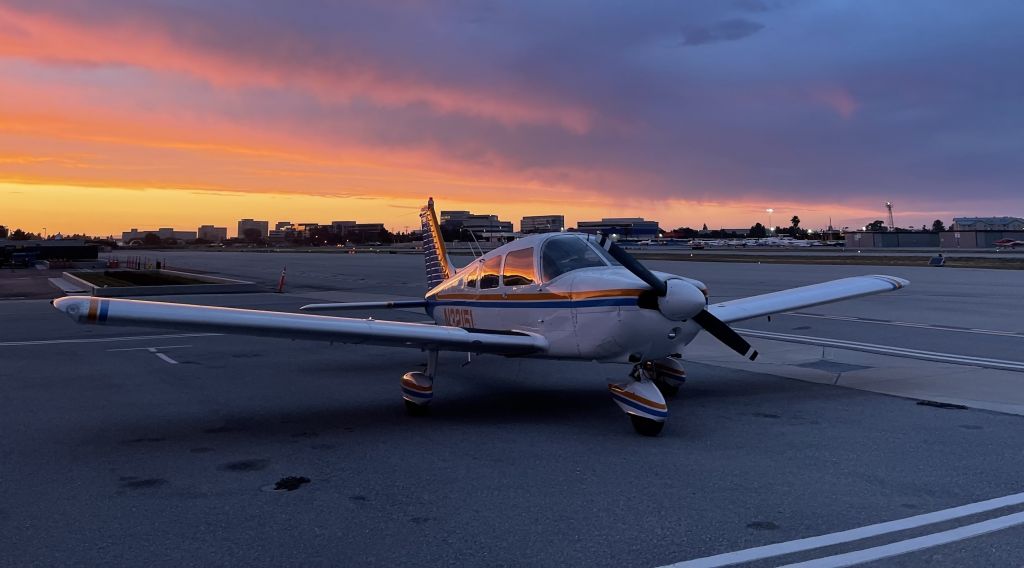 Piper Cherokee (N32151)
