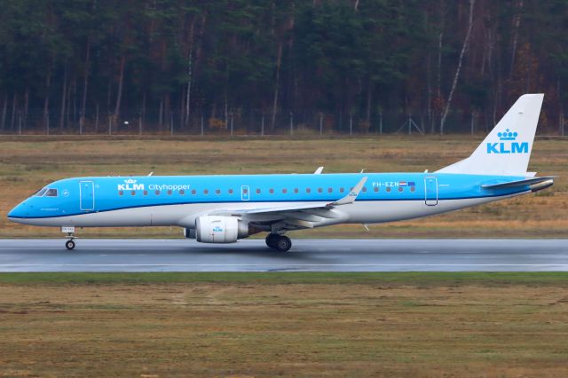 Embraer ERJ-190 (PH-EZN)