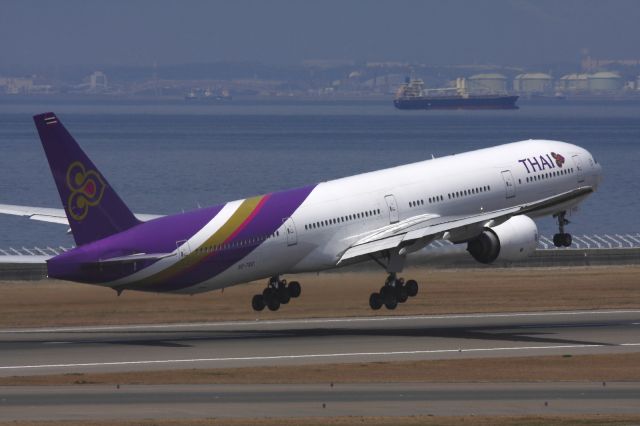 BOEING 777-300 (HS-TKD)