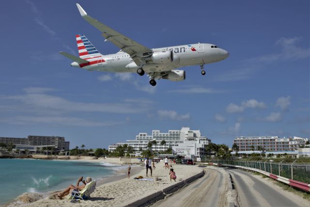 Airbus A319 (N9025B) - Caption this on the beach!