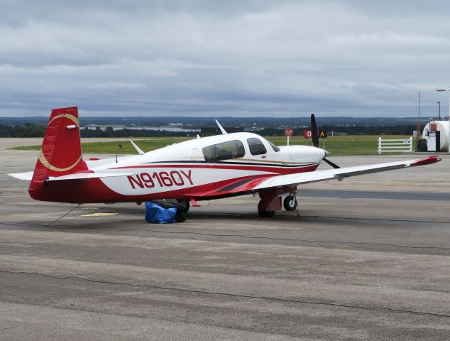 Mooney M-20 (N9160Y) - 11 September 2015.