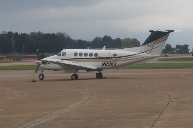 Beechcraft Super King Air 200 (N83KA)