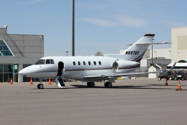 Hawker 800 (N897QS)