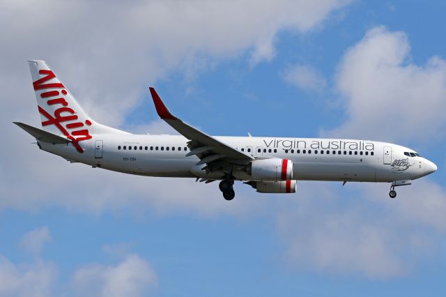 Boeing 737-800 (VH-YIH)