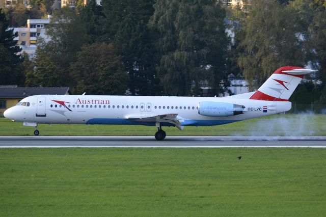 Fokker 100 (OE-LVC)