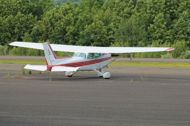 Cessna Skyhawk (N63521)