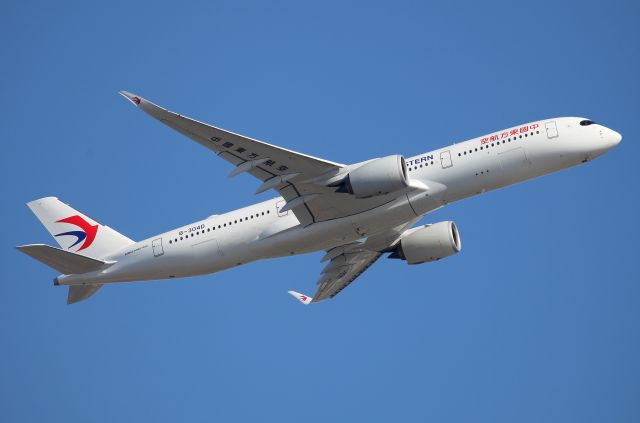 Airbus A350-900 (B-504D) - Climbing from Rwy 34L