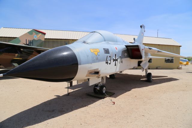PANAVIA Tornado (4374) - Panavia Tornado IDS at Pima Air and Space Museum, Tucson, AZ, 17 May 14.  Reg No: 43+74, Ser No: 4074.