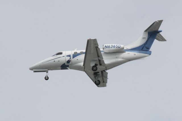 Embraer Phenom 100 (N636SD) - Embraer Phenom 100 (N636SD) arrives at Sarasota-Bradenton International Airport following a flight from Harrison County Airport