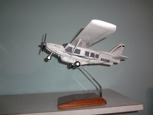N225AV — - N225AV 
