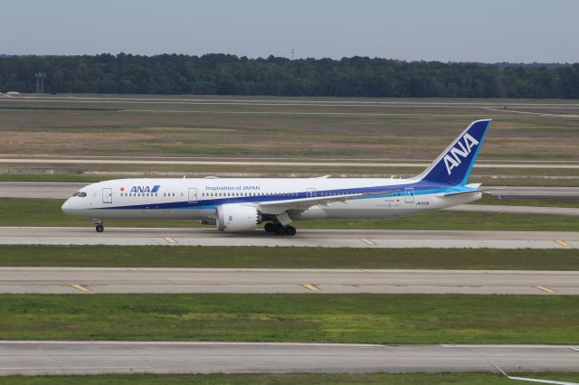 Boeing 787-9 Dreamliner (JA933A)