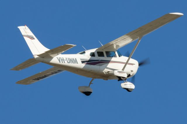 Cessna 206 Stationair (VH-UNM)