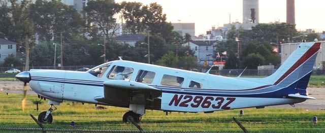 Piper Saratoga (N2963Z)