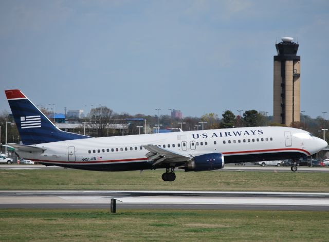 BOEING 737-400 (N455UW) - Arriving 18C - 3/15/12