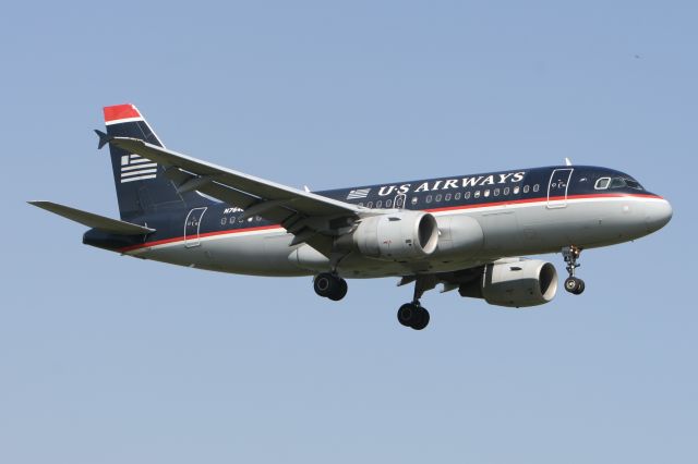 Airbus A319 (N764US) - August 29, 2010 - arrived Washington Reagan