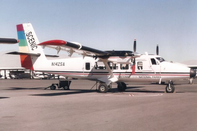 De Havilland Canada Twin Otter (N142SA) - Seen here in Oct-01.