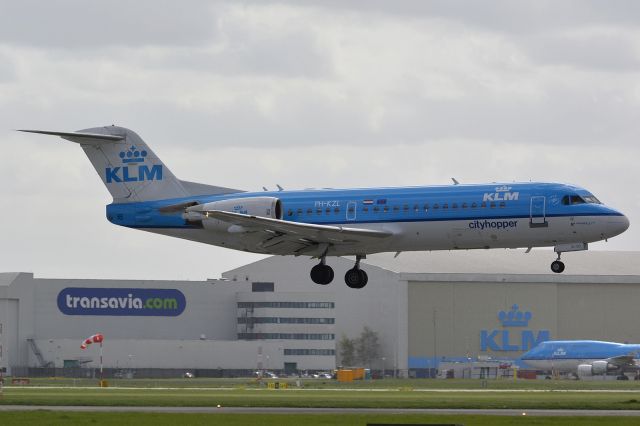 Fokker 70 (PH-KZL)