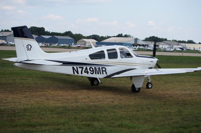 Beechcraft Bonanza (36) (N749MR)