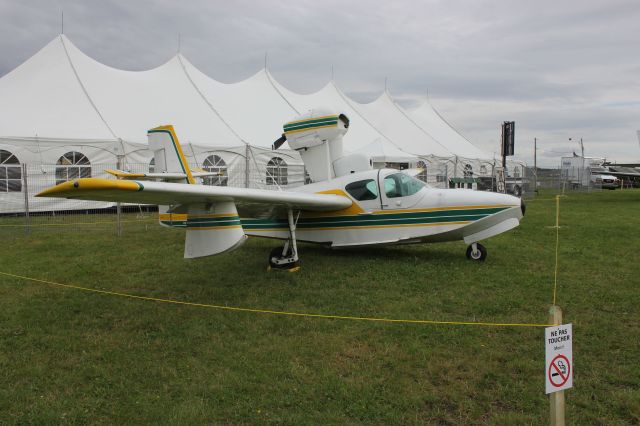 — — - Spectacle aérien aéroport des cantons à Bromont QC 2014-08-16 CZBM  Lake Buccaner C-GUNR