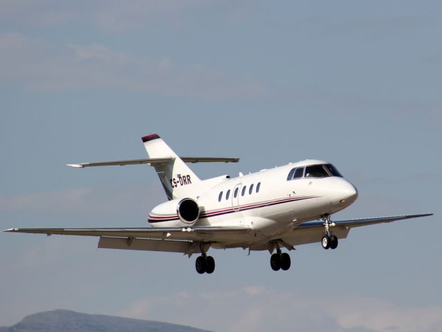 Hawker 800 (CS-DRR)