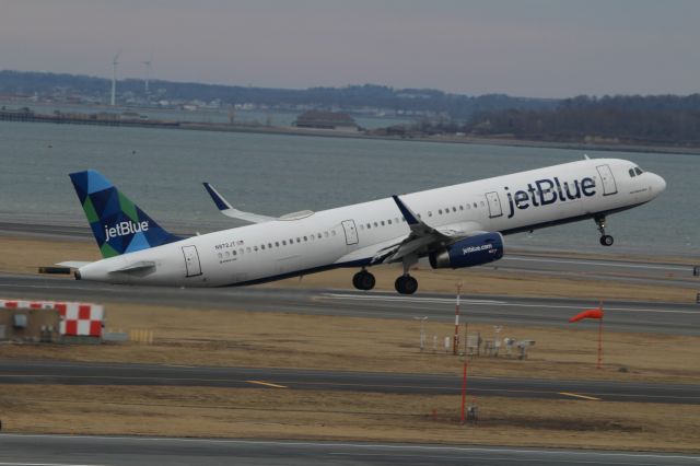 Airbus A321 (N972JT)