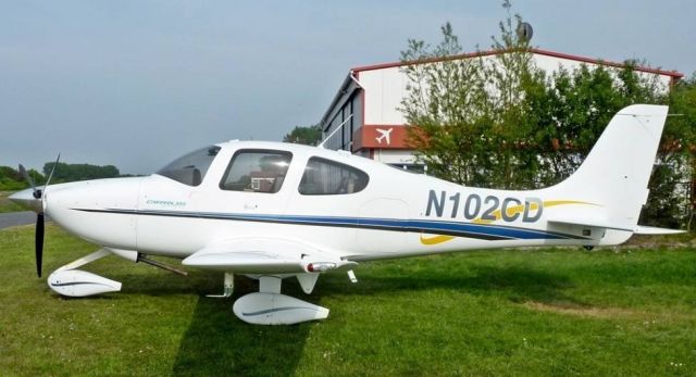 Piper Cherokee Arrow (N102CD)