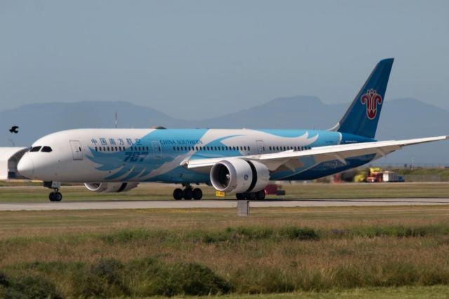 Boeing 787-9 Dreamliner — - China Southern boeing 787-9 arrival at Vancouver International airport.