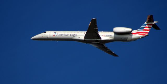 Embraer ERJ-145 (N642AE) - Shortly after departure is this 1999 American Airlines Eagle Embraer 145LR from the Autumn of 2020.