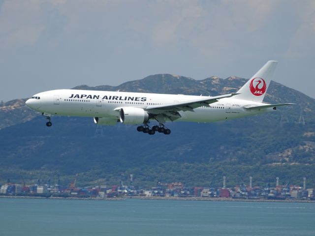 Boeing 777-200 (JA709J)