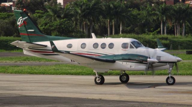 Beechcraft King Air 90 (N610SG)