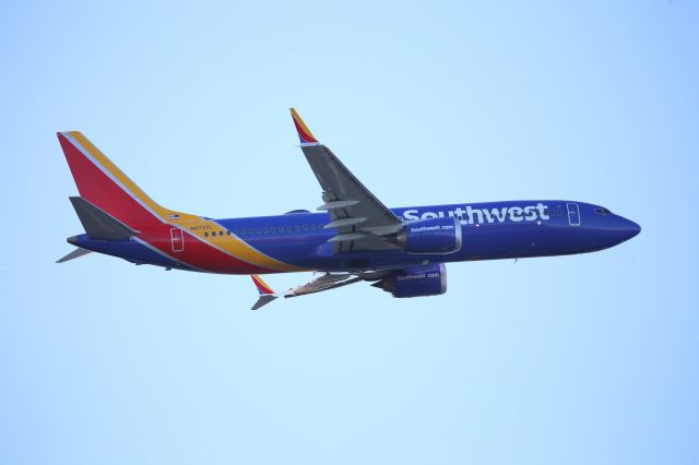 Boeing 737 MAX 8 (N8737L)
