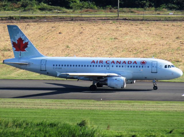 Airbus A319 (C-FYKR)