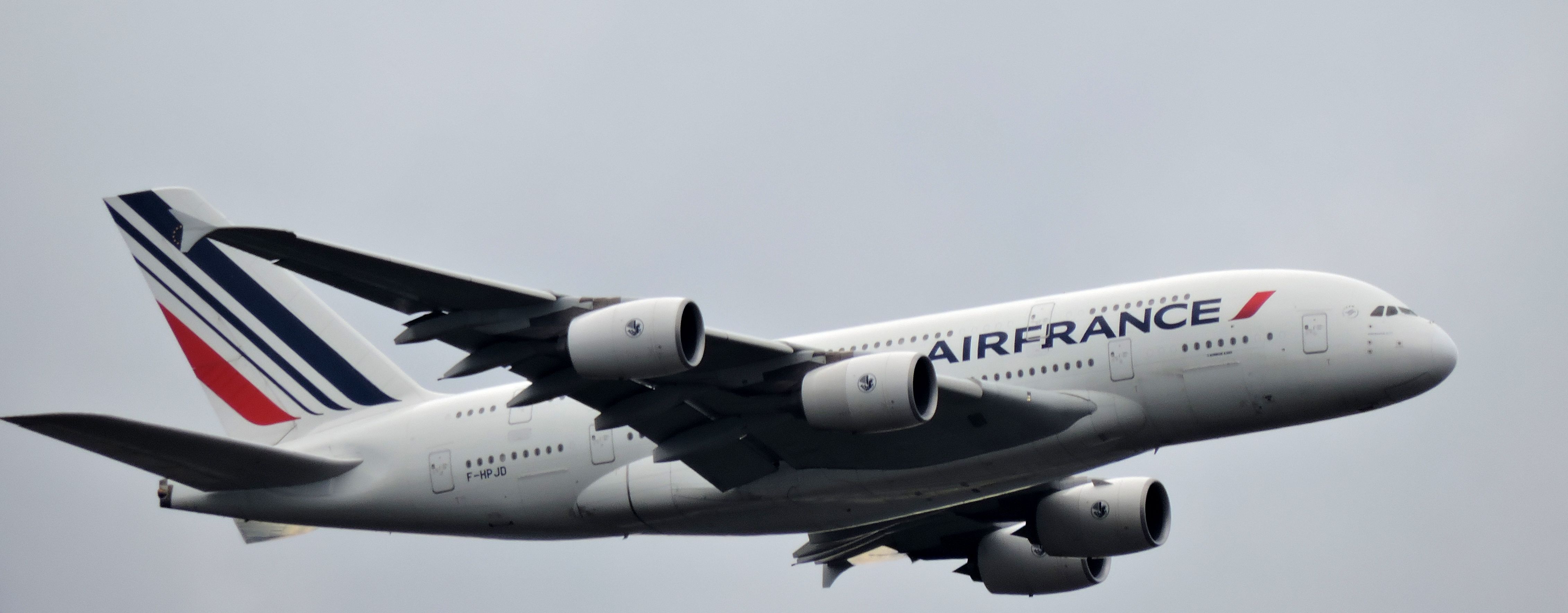 Airbus A380-800 (F-HPJD) - Minutes before landing, fall 2019.