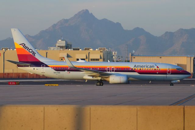 Boeing 737-800 (N917NN)