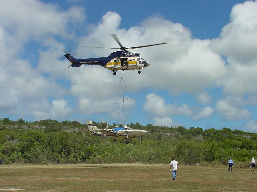 TUSAS Cougar (N5800Z) - EUROCOPTER SUPER PUMA AS332C USED FOR EXTERNAL LOAD AIRCRAFT RESCUE IN A REMOTE ISLAND IN THE CARIBBEAN.    ALSO IS USED FOR POWER LINE INSPECTIONS, CORPORATE TRANSPORTATION, SCIENTIFIC RESEARCH, AERONAUTICAL RESEARCH, MOVIE FILMING, SEARCH & RESCUE, WILD FOREST FIREFIGHTING AND PRECISION INFRASTRUCTURE CONSTRUCTION.    EXTERNAL LOAD CAPACITY UP TO 8,000POUNDS    OPERATED BY PREPA CORPORATE AIR OPERATIONS DEPARTMENT UNDER TITLE 14, PART91, PART 133 AND AC00.1-1 PUBLIC AIRCRAFT  FOR MORE INFORMATION OR REQUESTING FOR CONTRACT OUR SERVICES CONTACT US AT:  TEL. 787.289.3484  TEL2. 787.289.3483  E-MAIL: R-CALDAS-DSAD@PREPA.COM    SINCE 1954 WITH AN UNBEATABLE 0 FATAL ACCIDENT RECORD; MEMBER OF HELICOPTER ASOCIATION INTERNATIONAL (HAI) AND HELICOPTER FOUNDATION INTERNATIONAL (HFI)    OPERATED BY: AUTORIDAD DE ENERGIA ELECTRICA DE PUERTO RICO/ PUERTO RICO ELECTRIC POWER AUTHORITY