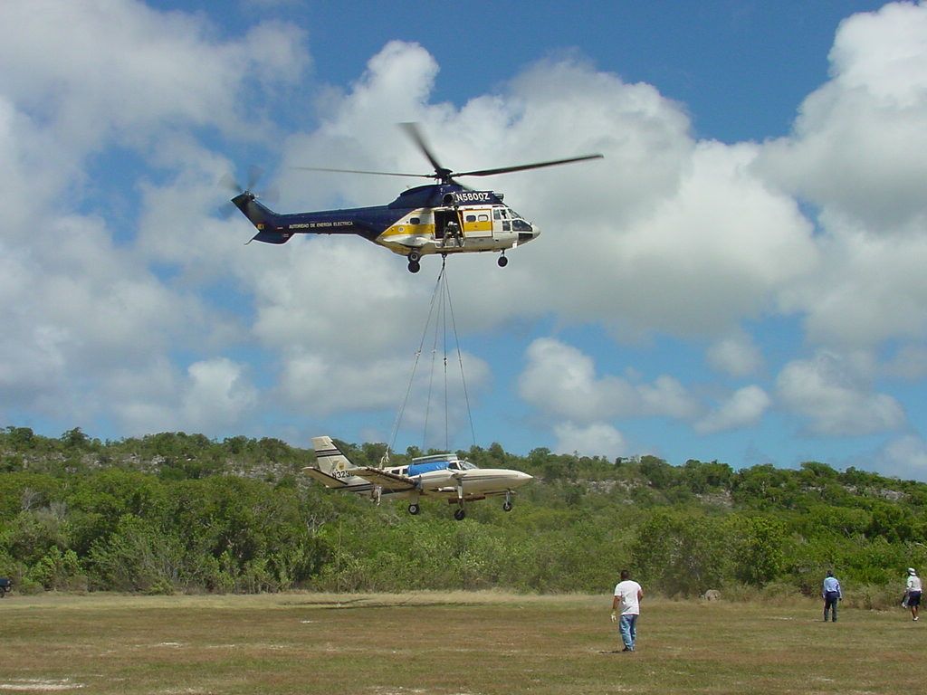 TUSAS Cougar (N5800Z) - EUROCOPTER SUPER PUMA AS332C USED FOR EXTERNAL LOAD AIRCRAFT RESCUE IN A REMOTE ISLAND IN THE CARIBBEAN.    ALSO IS USED FOR POWER LINE INSPECTIONS, CORPORATE TRANSPORTATION, SCIENTIFIC RESEARCH, AERONAUTICAL RESEARCH, MOVIE FILMING, SEARCH & RESCUE, WILD FOREST FIREFIGHTING AND PRECISION INFRASTRUCTURE CONSTRUCTION.    EXTERNAL LOAD CAPACITY UP TO 8,000POUNDS    OPERATED BY PREPA CORPORATE AIR OPERATIONS DEPARTMENT UNDER TITLE 14, PART91, PART 133 AND AC00.1-1 PUBLIC AIRCRAFT  FOR MORE INFORMATION OR REQUESTING FOR CONTRACT OUR SERVICES CONTACT US AT:  TEL. 787.289.3484  TEL2. 787.289.3483  E-MAIL: R-CALDAS-DSAD@PREPA.COM    SINCE 1954 WITH AN UNBEATABLE 0 FATAL ACCIDENT RECORD; MEMBER OF HELICOPTER ASOCIATION INTERNATIONAL (HAI) AND HELICOPTER FOUNDATION INTERNATIONAL (HFI)    OPERATED BY: AUTORIDAD DE ENERGIA ELECTRICA DE PUERTO RICO/ PUERTO RICO ELECTRIC POWER AUTHORITY