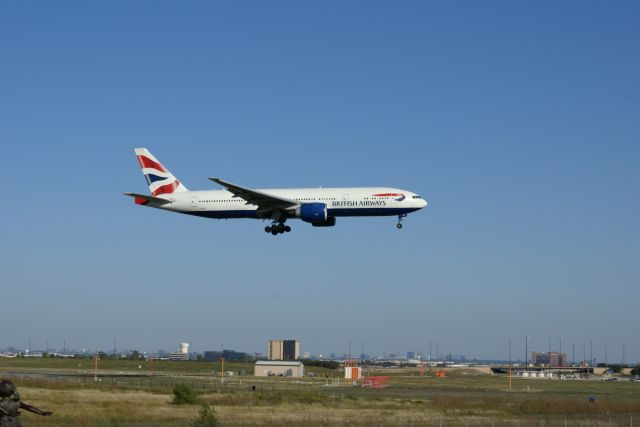 Boeing 777-200 (GVIIIU) - A trans-atlantic flight from London Heathrow.