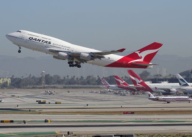 Boeing 747-400 (VH-OJT)