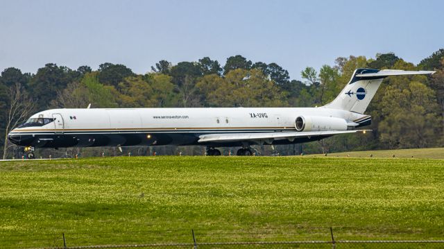 McDonnell Douglas MD-83 (XA-UVG) - Late afternoon departure, and cloudy, however just as stunning.