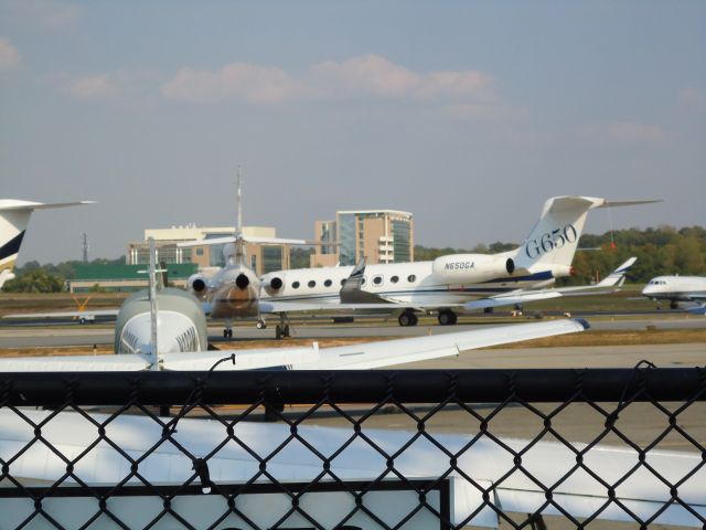 Gulfstream Aerospace Gulfstream G650 (N650GA) - just landed R20L as GLF20 10/19/10 cn6004