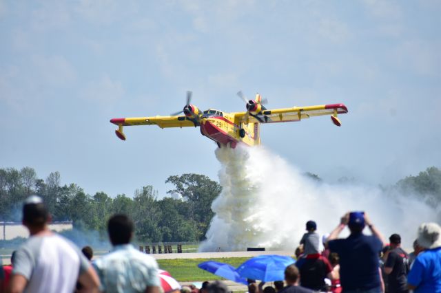 C-GBPD — - Water drop at Oshkosh!