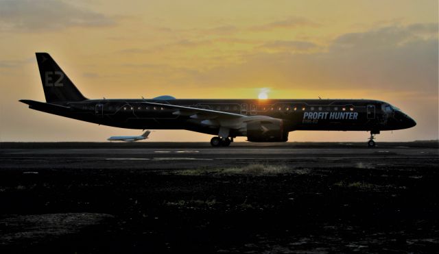 EMBRAER 195 (PR-ZIQ) - 29/02/2020 Aeroporto de Santa Maria - LPAZ - Açores