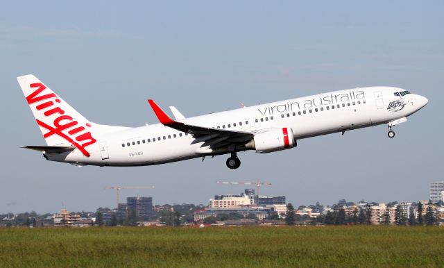 Boeing 737-800 (VH-VUU) - Kingscliff Beach Departind Rwy 34R