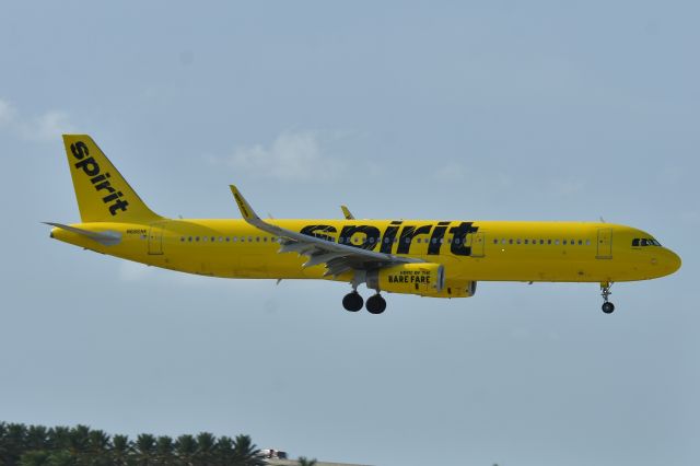 Airbus A321 (N686NK)