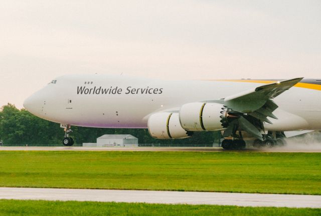 BOEING 747-8 (N628UP)