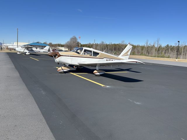 Piper Cherokee (N5783W) - Lunch at KMTV