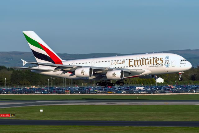 Airbus A380-800 (A6-EOP)