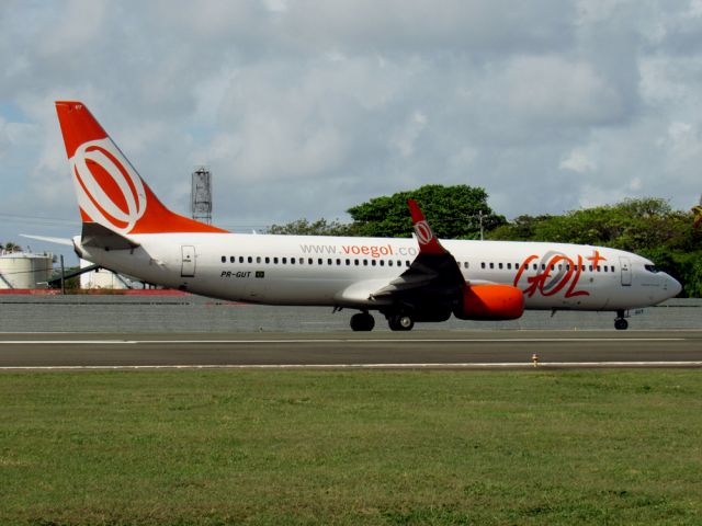 Boeing 737-800 (PR-GUT)