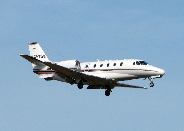 Cessna Citation Excel/XLS (N657QS) - Landing at Shreveport Regional.