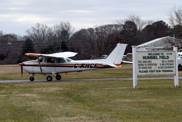 Cessna Skyhawk (C-FHCF)